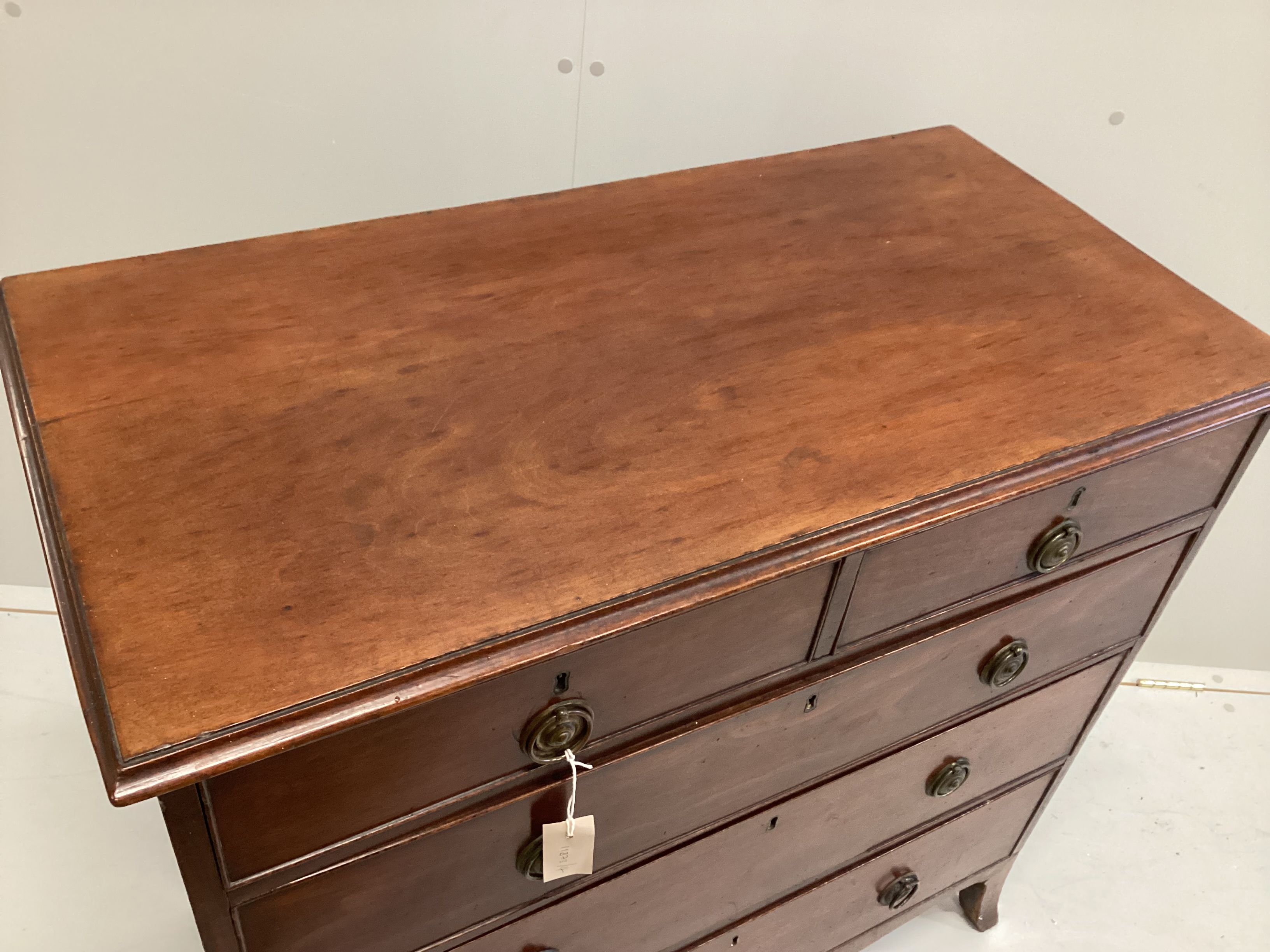A small George IV mahogany five drawer chest, width 93cm, depth 47cm, height 89cm